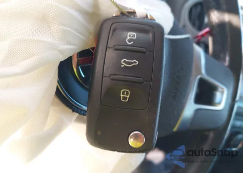 2015 Volkswagen Tiguan Se z USA, uszkodzony, nr VIN WVGBV7AX3FW501240